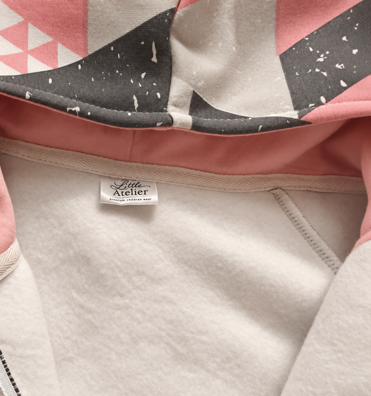 Ocieplana bluza z kapturem „Geometry” Little Atelier Premium