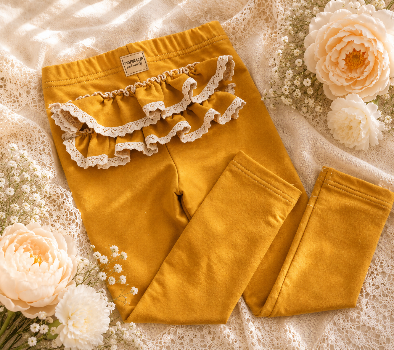 Legginsy dziewczęce z falbanką „Miodowy Karmel” | Little Atelier