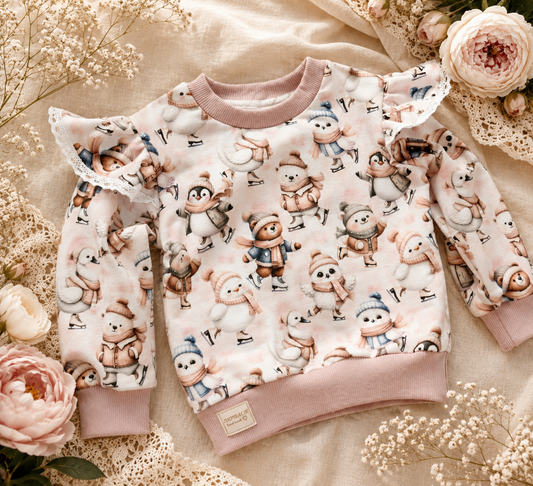 Bluza dziecięca „Zimowe Zwierzątka” – bluza premium dla dziewczynki | Little Atelier