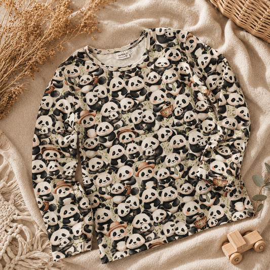 Bluzka dziecięca „Pandy” – odzież dziecięca premium szyta w Polsce | Little Atelier