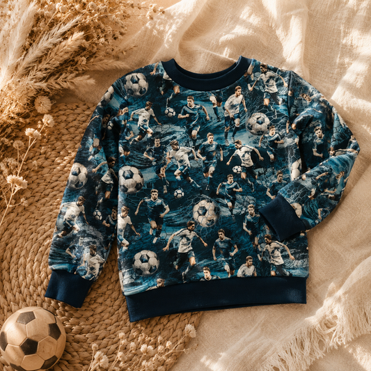 Bluza dziecięca piłka nożna – odzież dziecięca premium Little Atelier