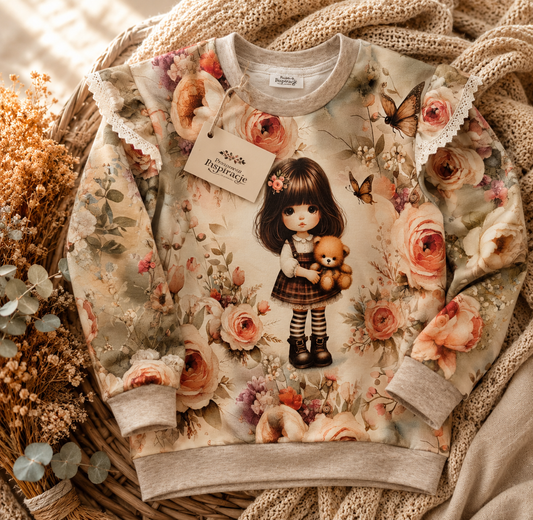 Bluza dziecięca w kwiaty z laleczką – Pracownia Inspiracje
